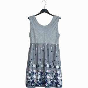 Summer Sleeveless Sundress With Green Lace Top and Floral Bottom Size Large